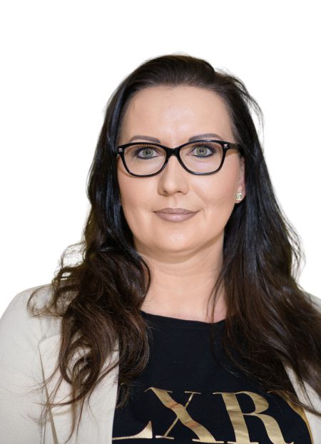 Frau Julia Cammin allgemeine Verwaltung